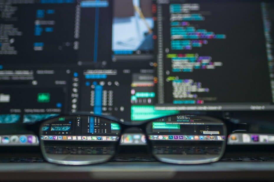 data codes through eyeglasses